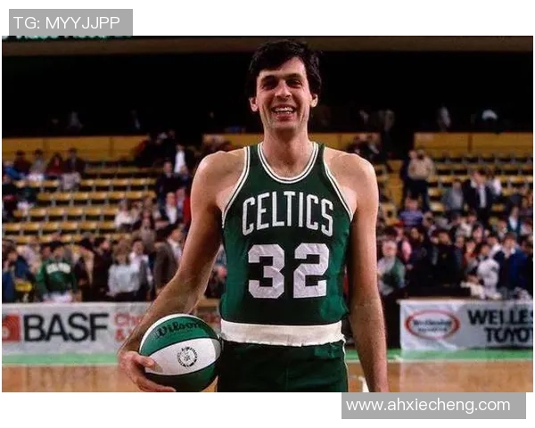 杭州篮球队个人能力榜单揭晓最新TOP10球员实力对比分析